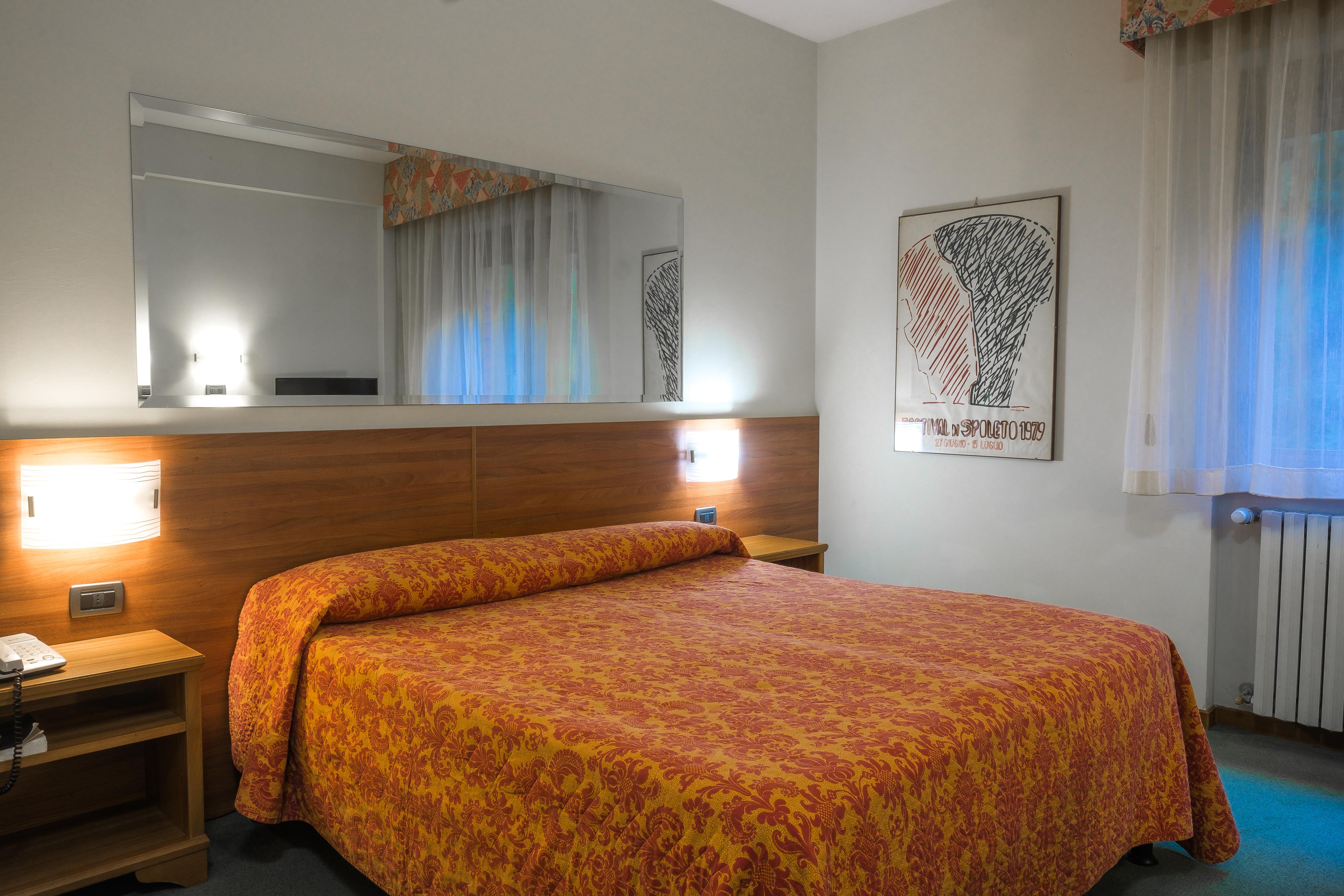 Ilgo Hotel Перуджа Екстер'єр фото