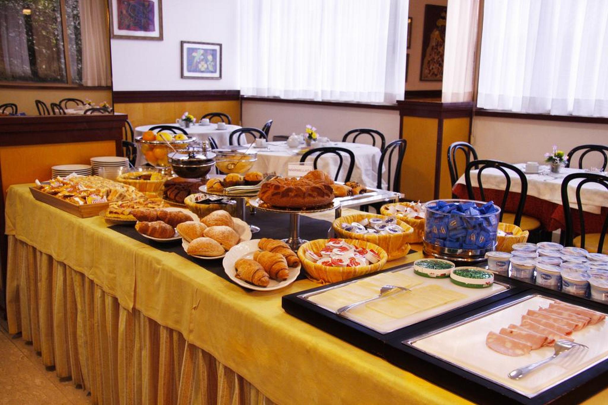 Ilgo Hotel Перуджа Екстер'єр фото