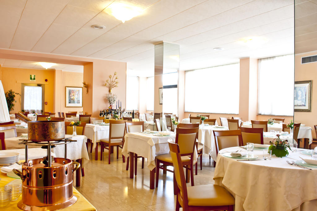 Ilgo Hotel Перуджа Екстер'єр фото